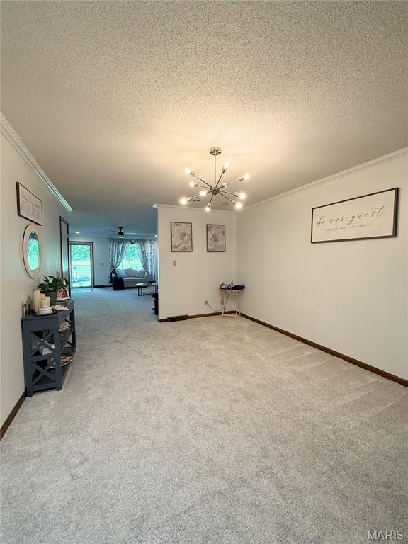 Lincoln Estates Condominiums - Residential