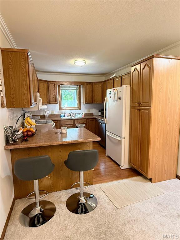Lincoln Estates Condominiums - Residential
