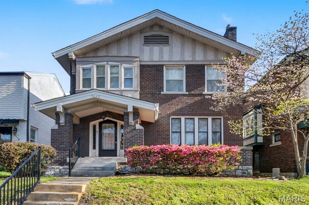 Very nice single family Home within 1 block walking distance to Wash U!!!! 4bd 1.5 bath colonial on Darling Street. Charming curb appeal with traditional brick architecture brought up to date!  Walk inside the beautiful front door to an entrance foyer that is open and inviting. The home has a completely updated kitchen with oversized cabinets, GE Profile stainless appliances, Ceramic tile floor, & style! Main level 1/2 bath has ceramic tile. Home has a 2story glass enclosed addition to allow for a very light, bright, open, airy feeling, but still holds the old world charm. The guts of this house have been updated as well, Newer HVAC, electric systems, some plumbing , & bath tile. Phenom deck & level yard! This home is a gem.
