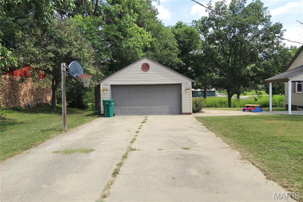 J G Dingweths - Residential