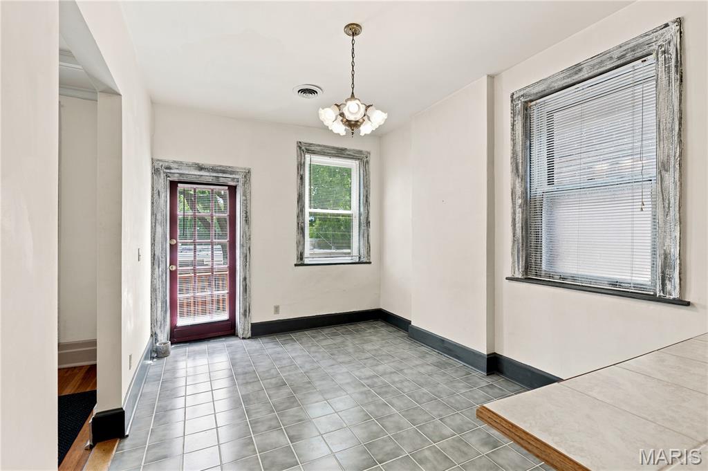 Lindell Add - Residential Income