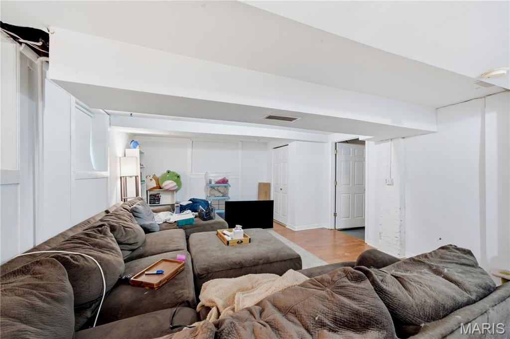 Lindell Add - Residential Income