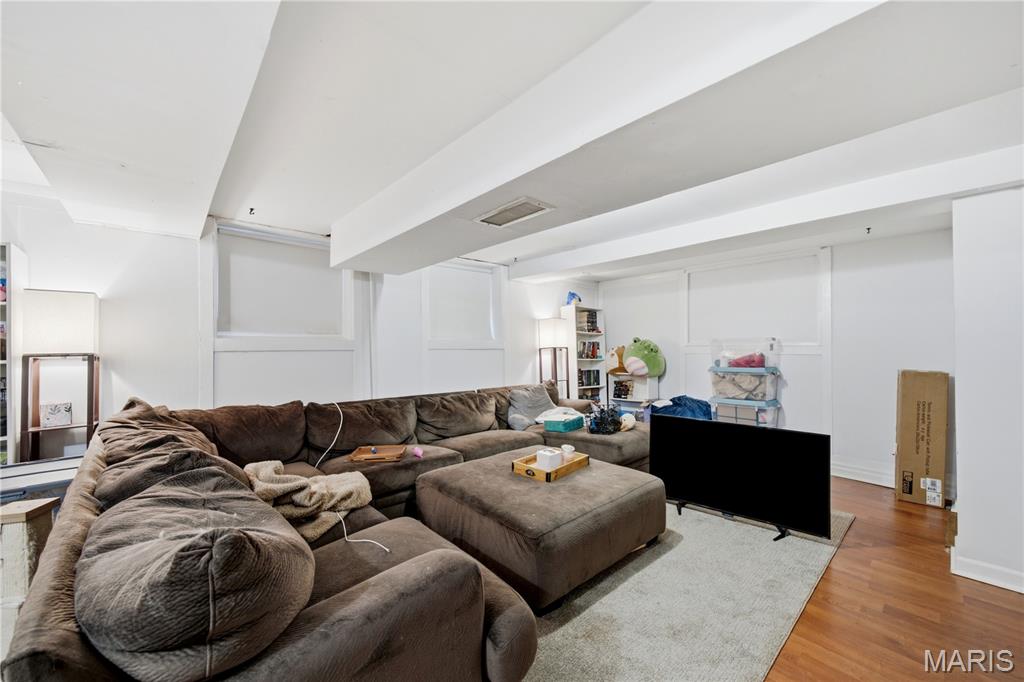 Lindell Add - Residential Income