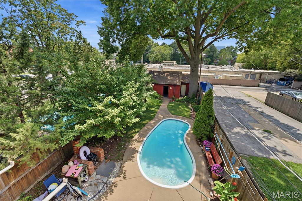 Lindell Add - Residential Income