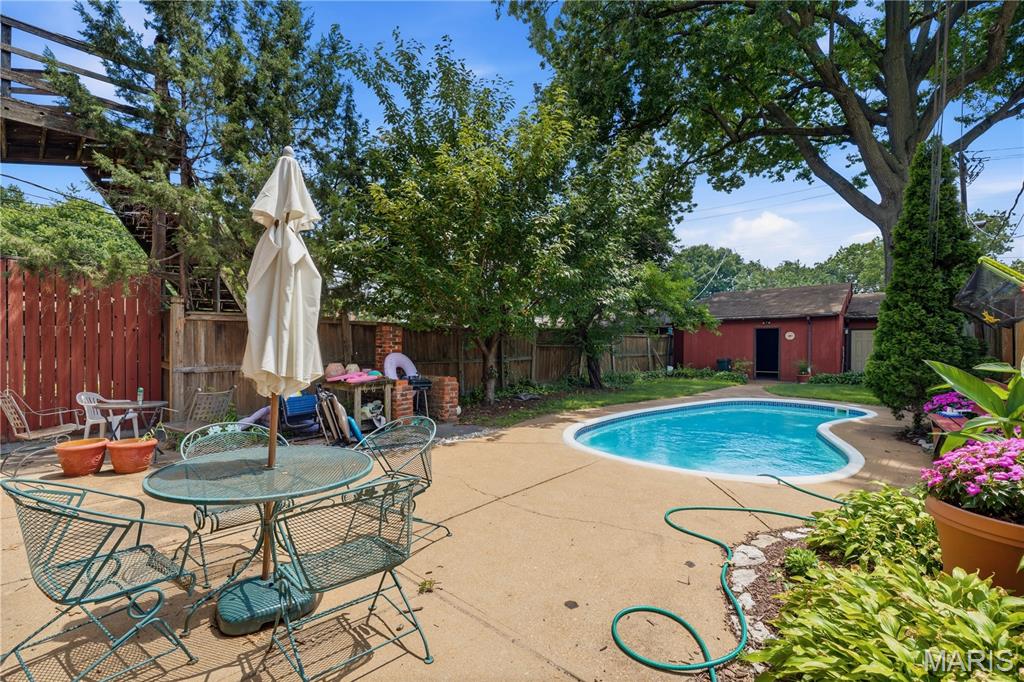 Lindell Add - Residential Income