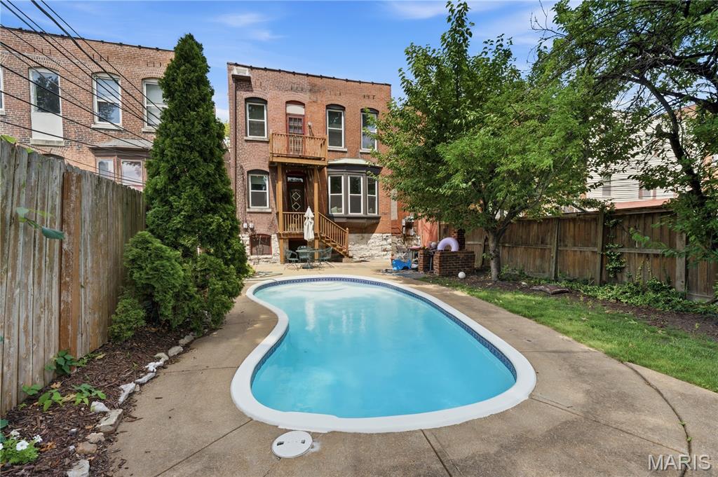 Lindell Add - Residential Income
