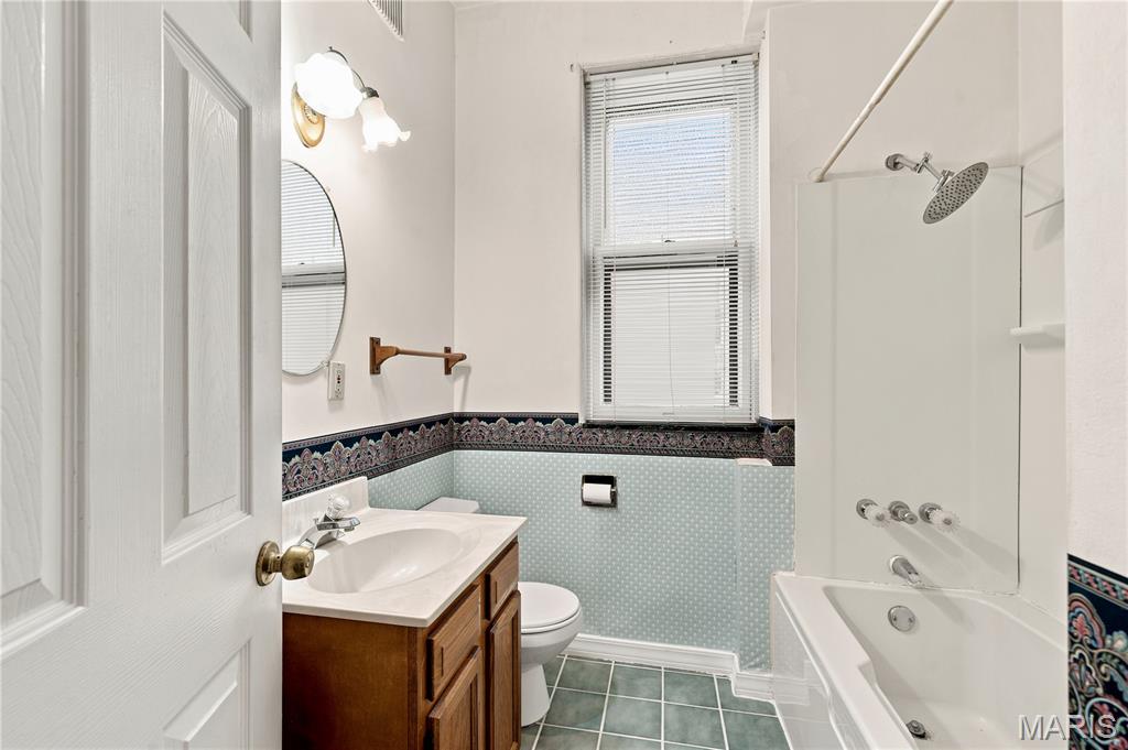 Lindell Add - Residential Income