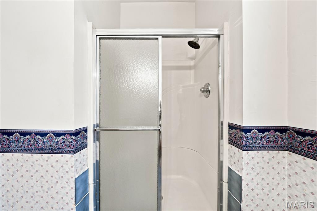 Lindell Add - Residential Income