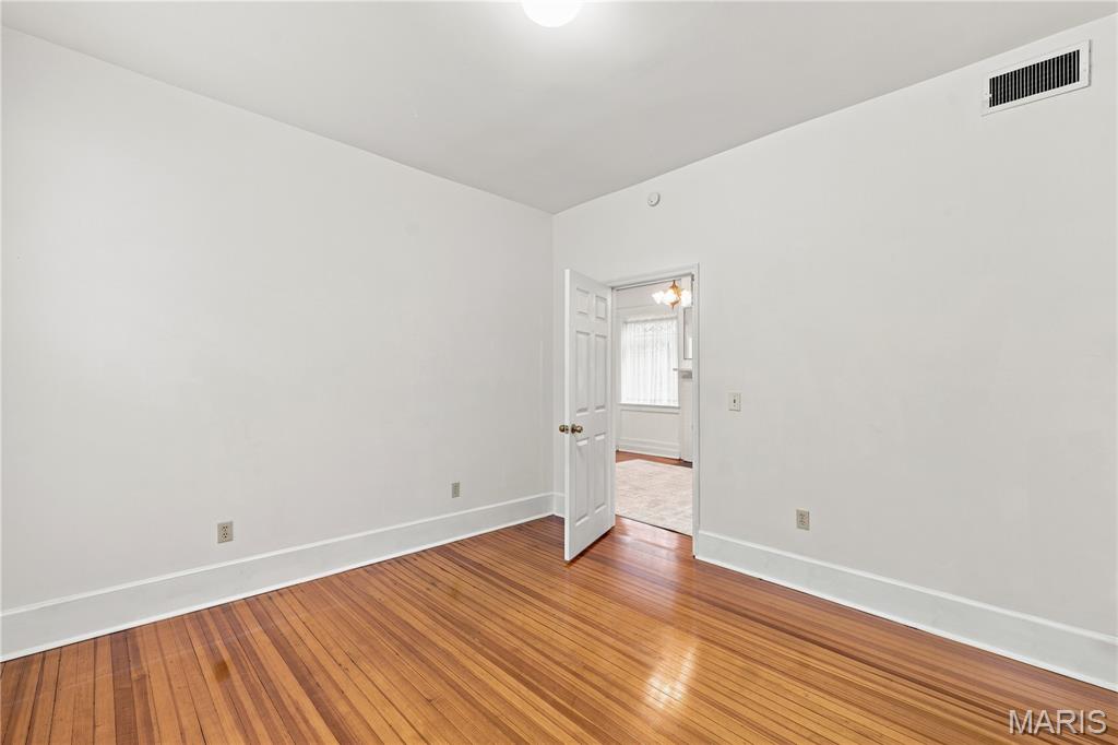 Lindell Add - Residential Income