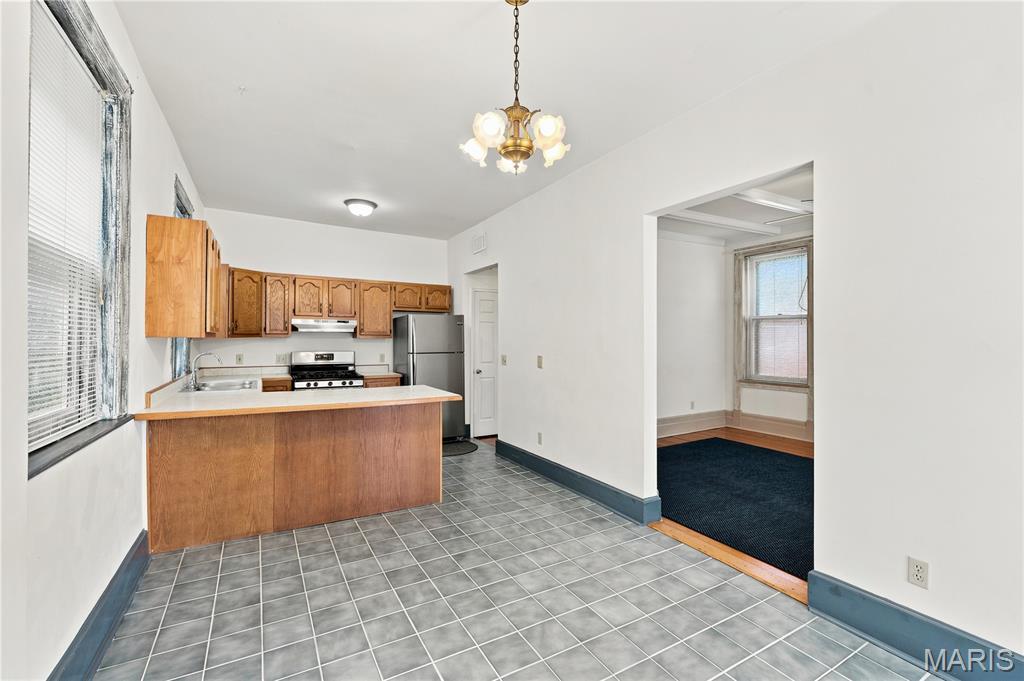Lindell Add - Residential Income