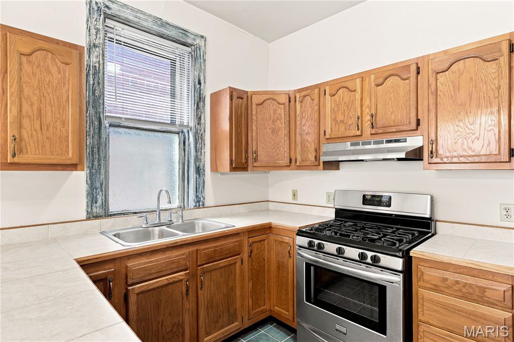 Lindell Add - Residential Income
