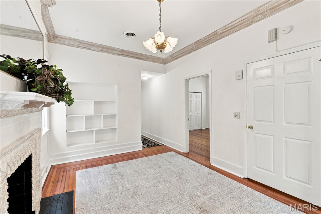 Lindell Add - Residential Income