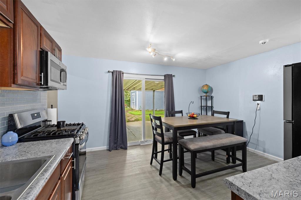 Meadowdale Heights 1st Add - Residential