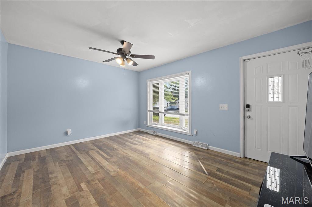 Meadowdale Heights 1st Add - Residential