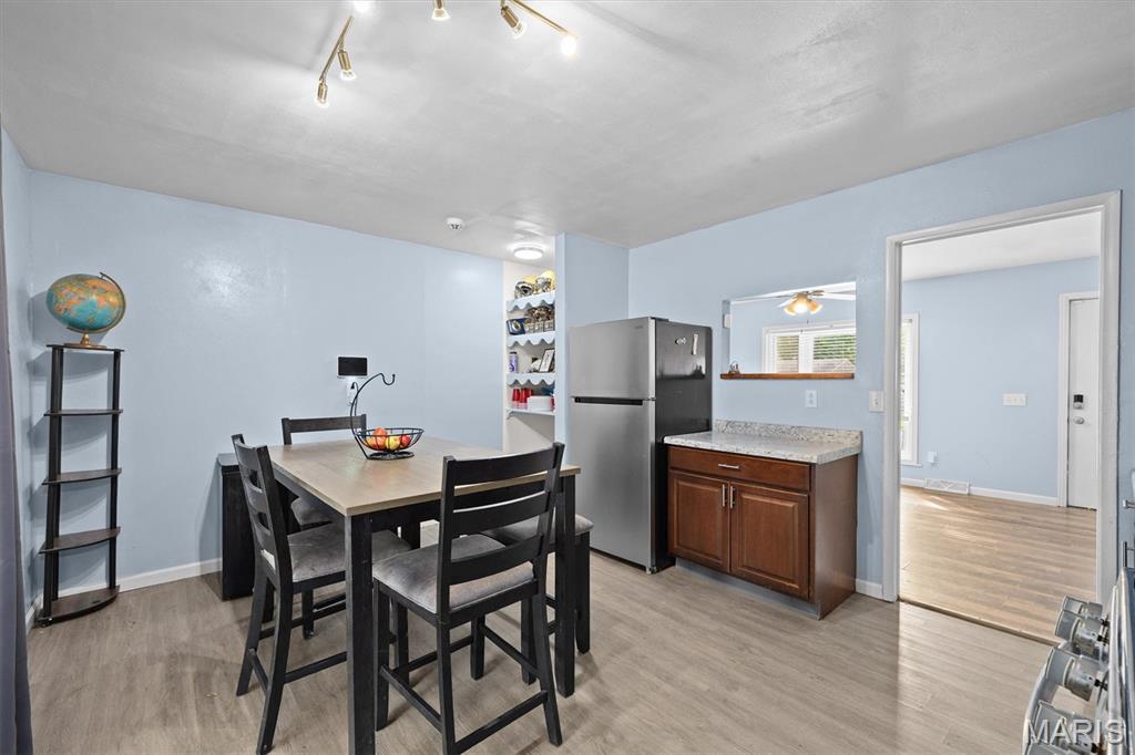 Meadowdale Heights 1st Add - Residential