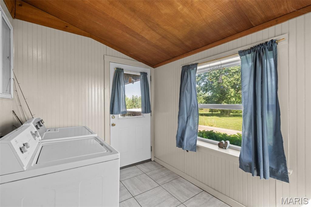 Whispering Winds - Residential