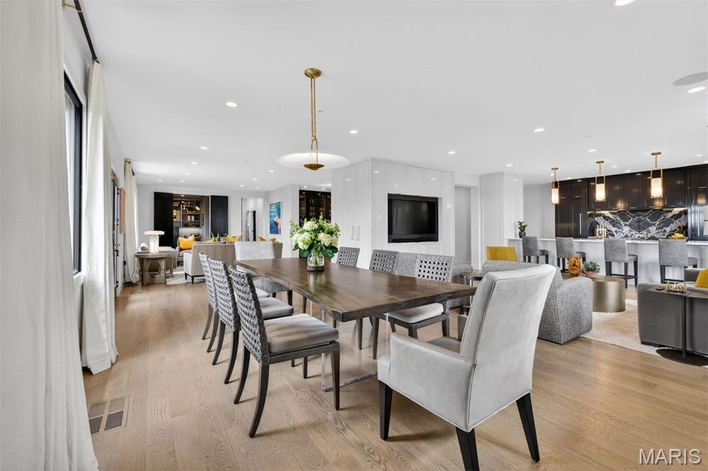 Eight- One- Six South Hanley Condominuim - Residential