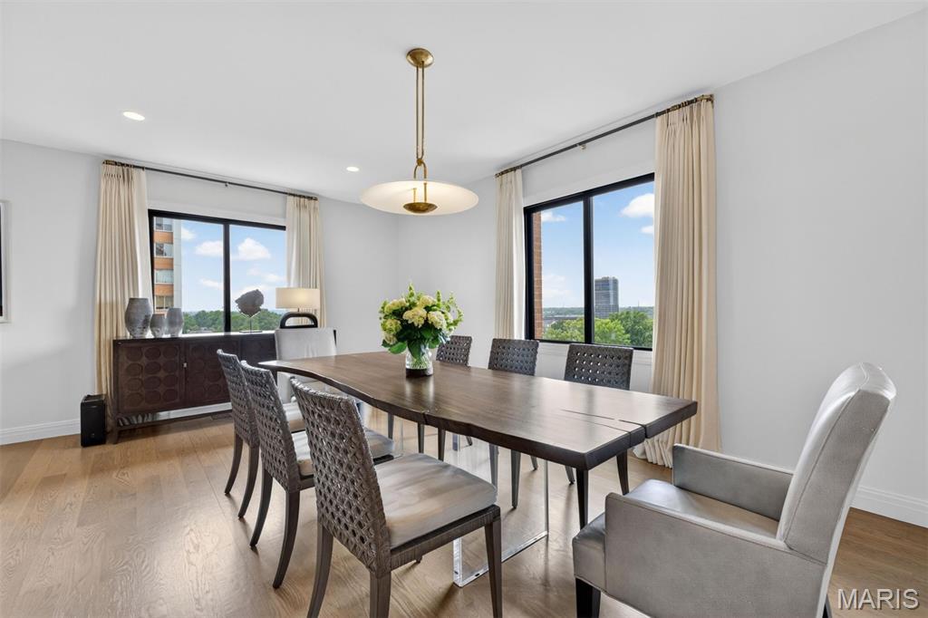 Eight- One- Six South Hanley Condominuim - Residential