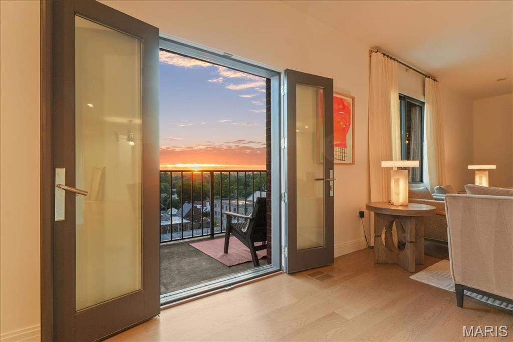 Eight- One- Six South Hanley Condominuim - Residential