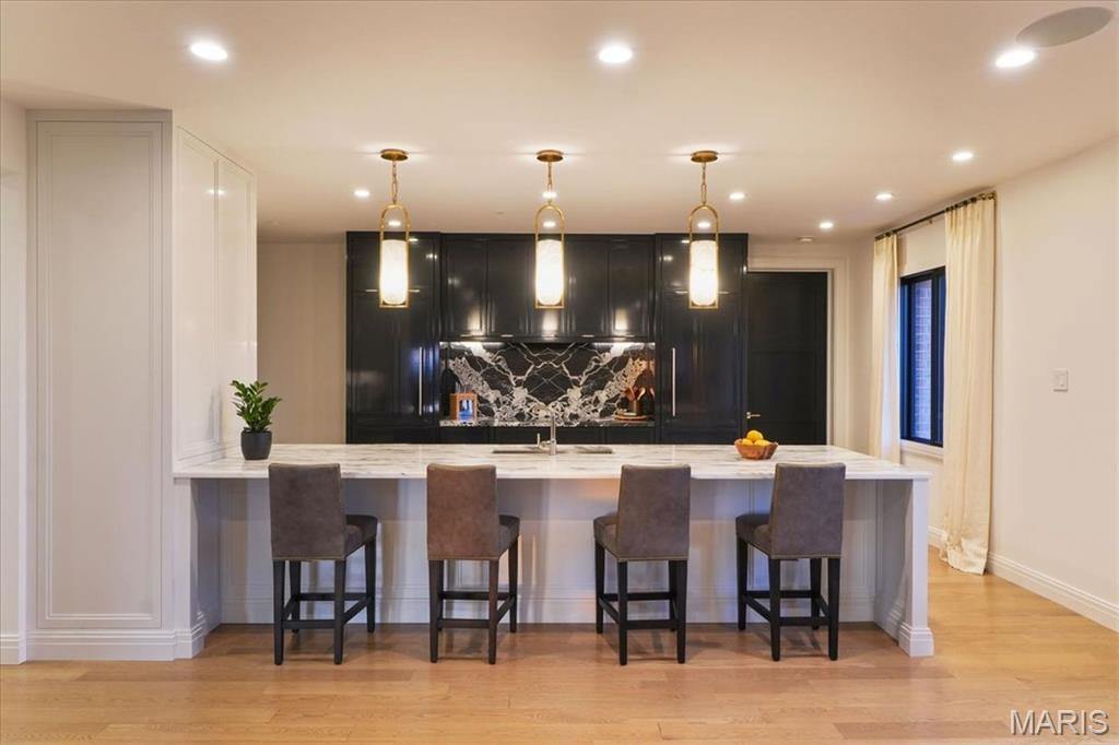 Eight- One- Six South Hanley Condominuim - Residential