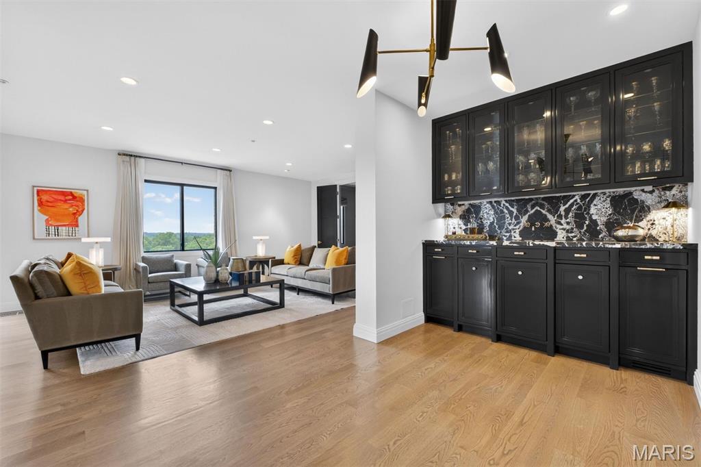 Eight- One- Six South Hanley Condominuim - Residential