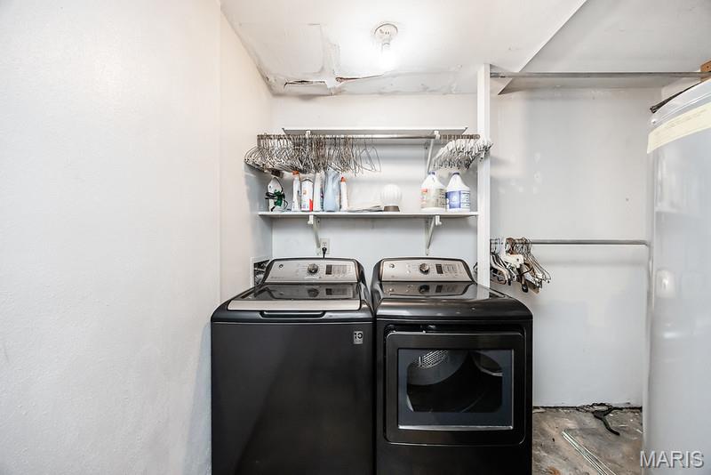 Pin Oak Court - Residential