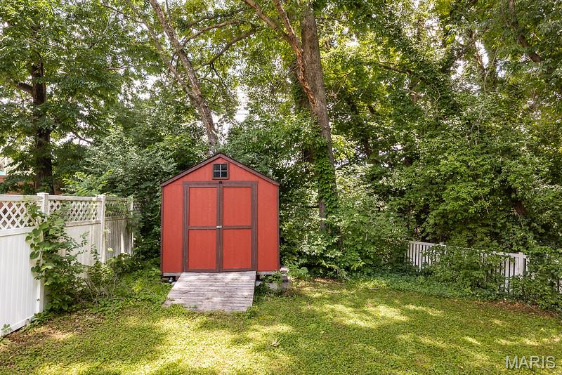 Pin Oak Court - Residential