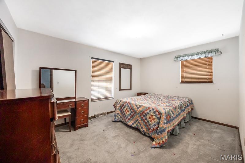 Pin Oak Court - Residential