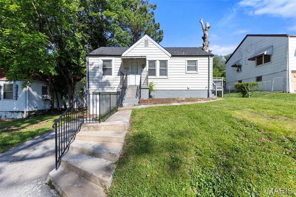 Charming 2-bedroom, 1-bath bungalow offering classic character with modern updates throughout! This move-in ready home features beautiful dark hardwood floors, fresh neutral paint, updated lighting, and an inviting open living and dining area filled with natural light. The spacious kitchen offers ample cabinet and counter space along with a gas range and refrigerator.
Both bedrooms are generously sized with hardwood flooring and closet space, while the updated bathroom includes modern fixtures and tile surround. The full basement provides excellent storage potential along with washer/dryer hookups and an attached garage area.
Outside, enjoy a large private backyard with mature trees and plenty of room for entertaining, pets, or gardening. Conveniently located near parks, schools, shopping, and major highways, this home is a great opportunity for an owner-occupant or investor alike.