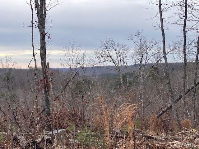 Cherokee Pass - Land