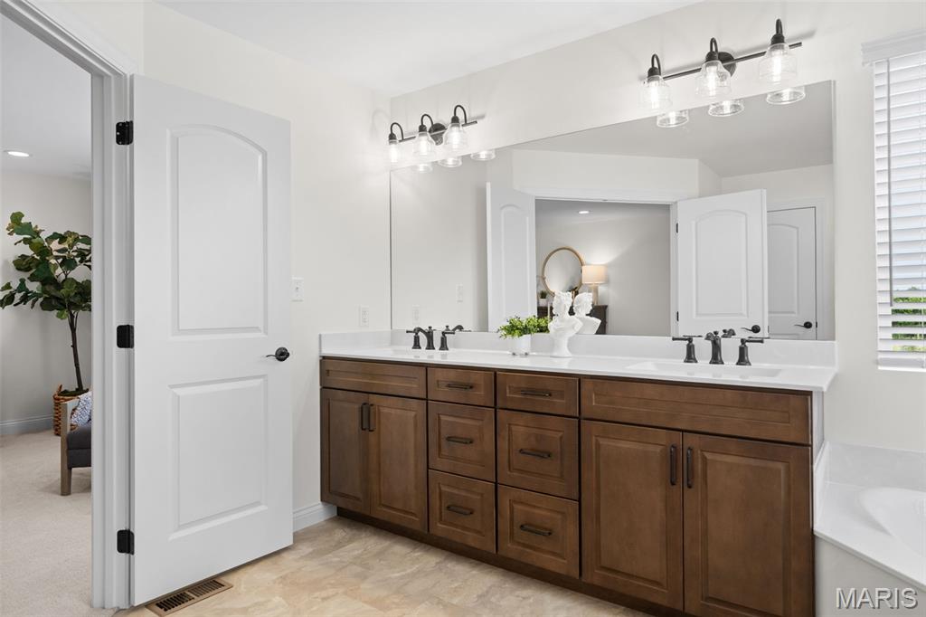 Walnut Hills - Residential