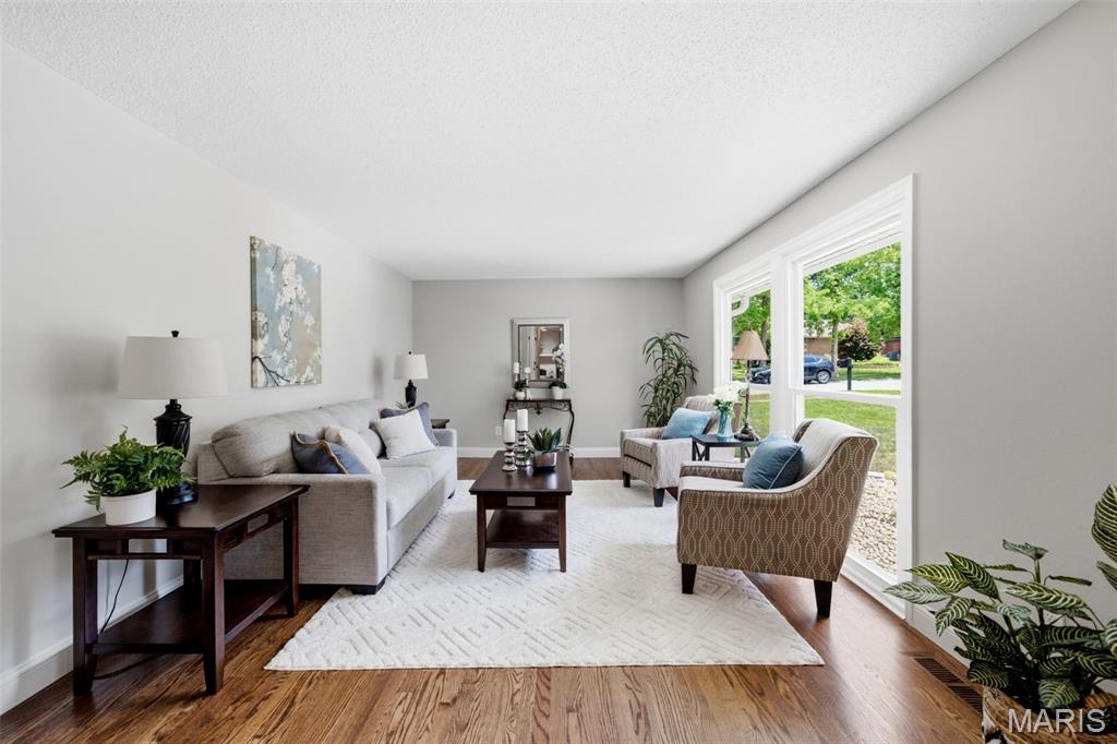 Oak Tree Farm - Residential