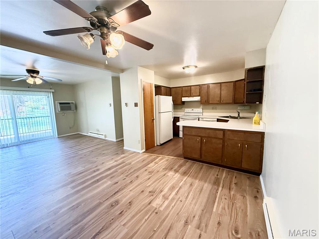 Hazelcrest Condo - Residential