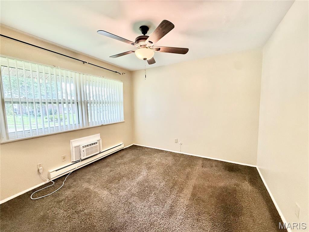 Hazelcrest Condo - Residential