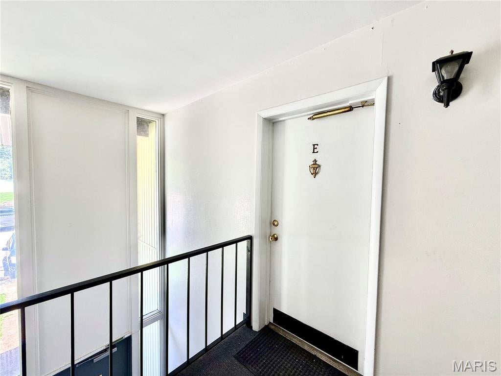 Hazelcrest Condo - Residential