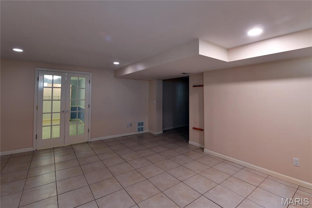 Villages Of Remington Oaks One - Residential Lease