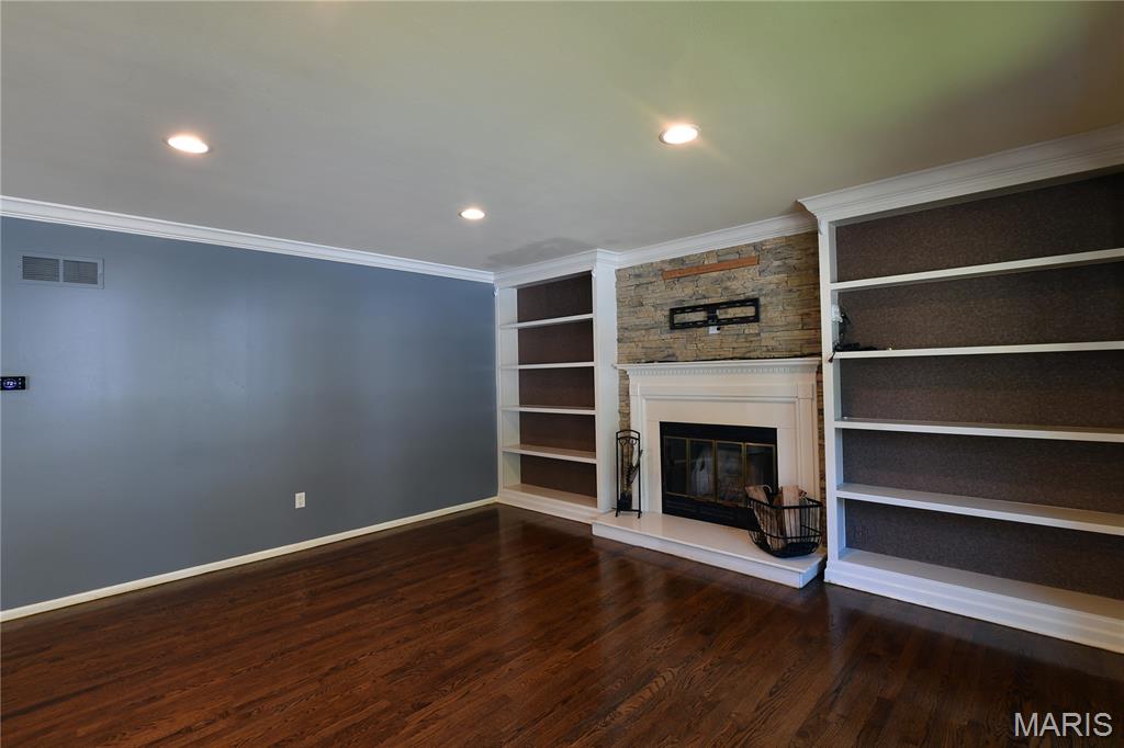 Villages Of Remington Oaks One - Residential Lease