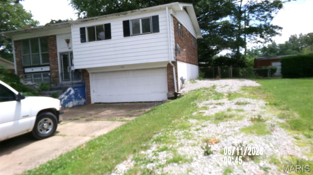 Castle Acres - Residential