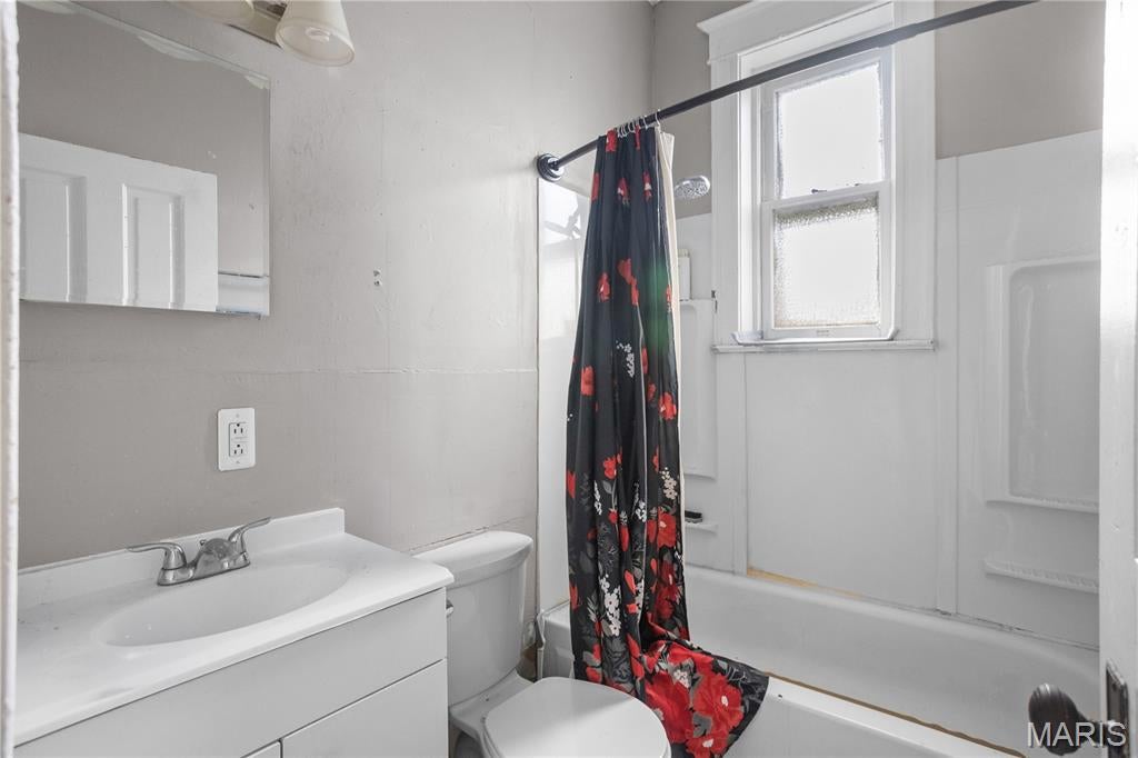 St Louis Commons Add - Residential Income