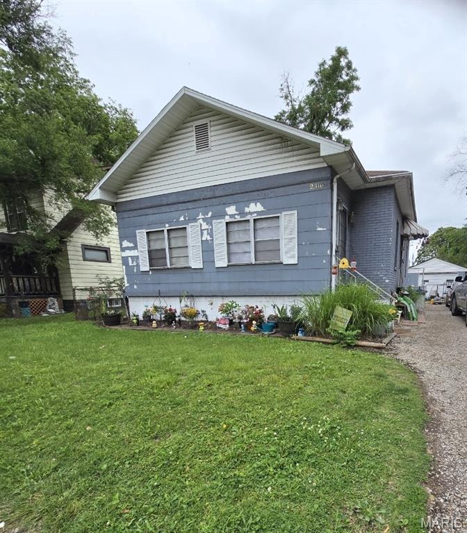 Investor opportunity! This 3-bedroom rental property is currently occupied by a long-term tenant paying $700 per month, providing immediate rental income. Features include a full basement for additional storage and a detached 1-car garage. Conveniently located and offering strong potential for investors looking to expand their portfolio. Ask your agent about a possible package deal available with this property. Property is tenant occupied; advance notice required for showings.
