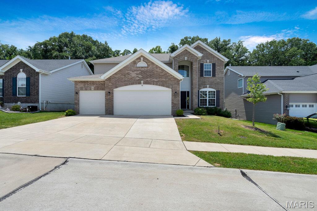 Arbors At Bridle Path - Residential