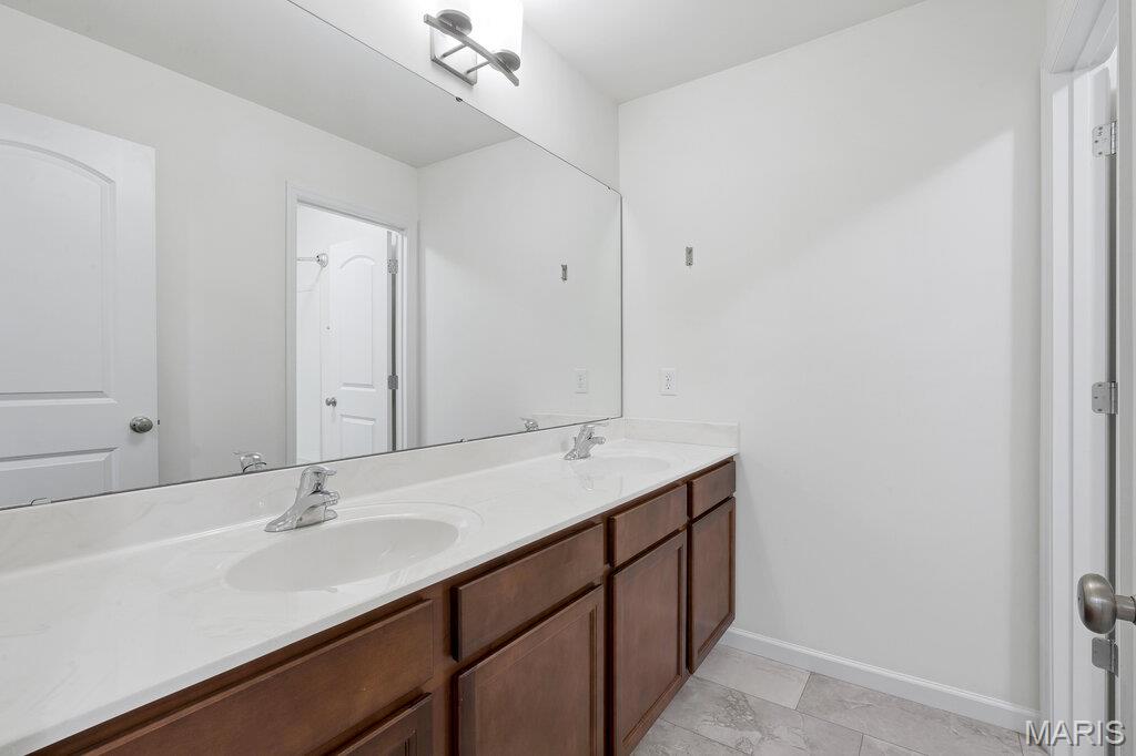 Arbors At Bridle Path - Residential