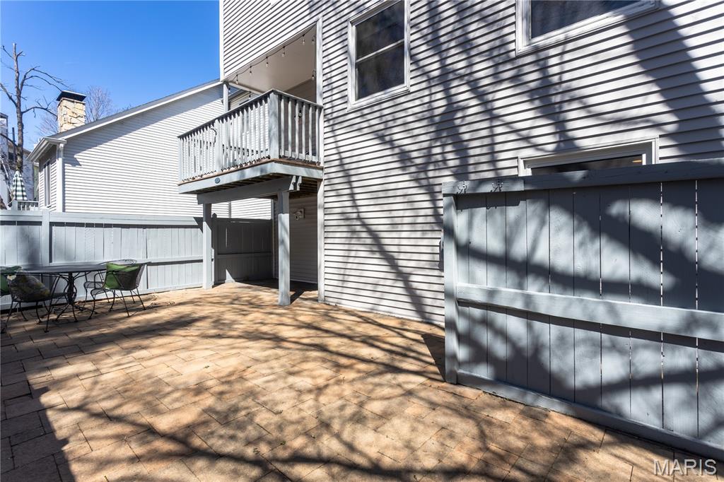 Oak 1 - Residential