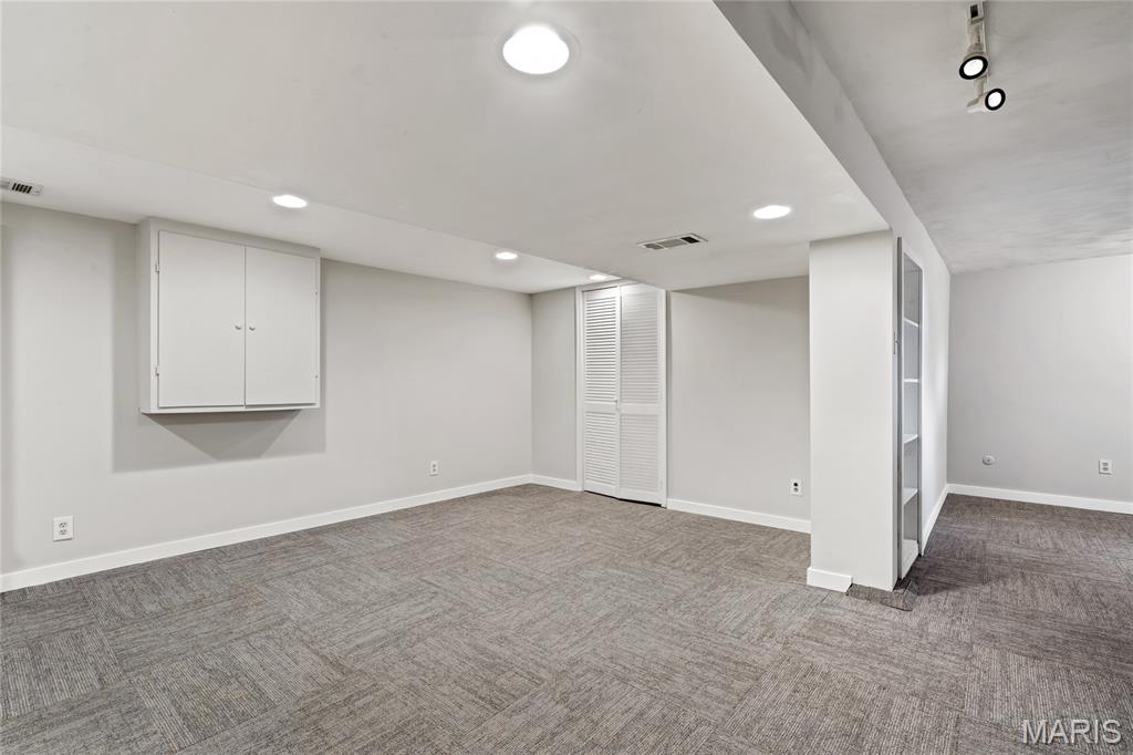 Vasel Green Acres - Residential