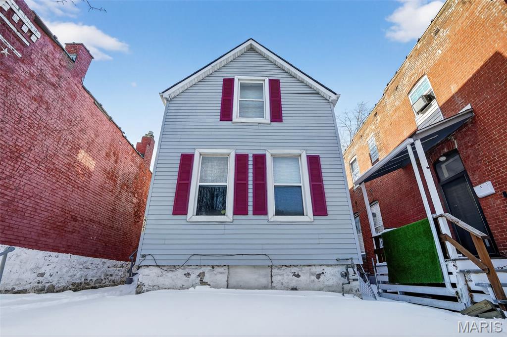 Welcome to this beautifully updated 2-bedroom, 2-bath home located in the heart of South St. Louis. The property features new luxury vinyl plank (LVP) flooring, freshly painted walls throughout, and a full basement offering excellent storage or future finishing potential.

The spacious upper level provides comfortable living space with a functional layout, while the second bathroom adds convenience and flexibility. Whether you’re an owner-occupant or investor, this home offers solid updates and move-in-ready appeal.

Conveniently located near shopping, dining, and major highways, this property is a great opportunity in a well-established neighborhood.