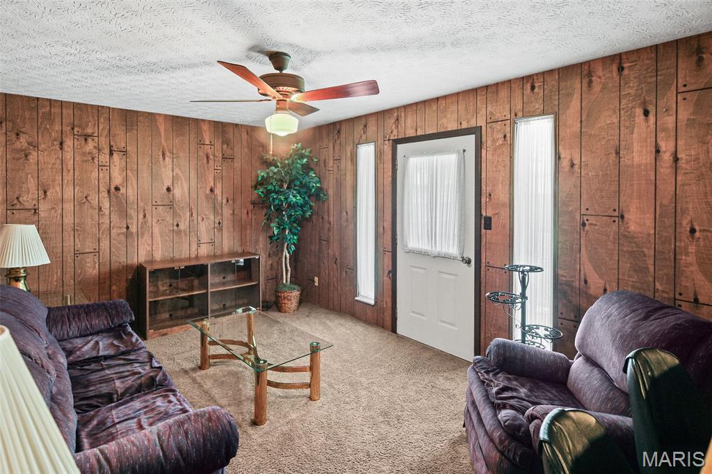 Meadowlake Acres 3rdadd - Residential