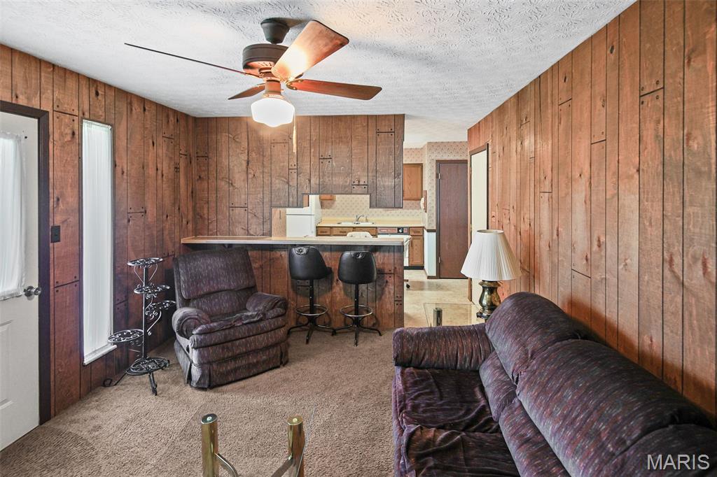 Meadowlake Acres 3rdadd - Residential