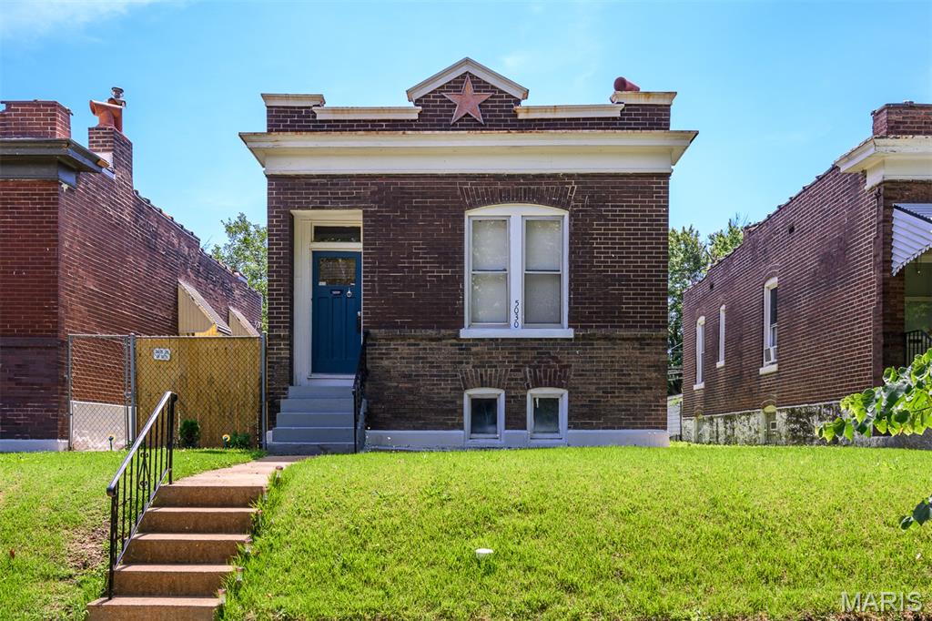 This charming 2-bedroom, 1-bath brick bungalow is the perfect place to start your next chapter—whether you’re a first-time buyer, a couple, or looking to simplify your lifestyle.
Tucked away on a quiet, tree-lined one-way street, this home offers both comfort and convenience. You’ll love being just minutes from the bus stop, shopping and only about a mile from beautiful Carondelet Park, perfect for walks, recreation, and outdoor enjoyment.
Inside, the home features fresh new carpet and a newly painted interior that feels bright, clean, and move-in ready. The kitchen comes equipped with all-new appliances, making everyday cooking easy and enjoyable.
Major updates are already taken care of with a newer furnace, giving you added peace of mind.
Step outside to a large backyard—ideal for gardening, entertaining, or simply relaxing. The enclosed back porch provides a cozy spot to enjoy your morning coffee or unwind in the evenings while staying connected to the outdoors.
Warm, inviting, and well cared for—this bungalow is ready to welcome you home.