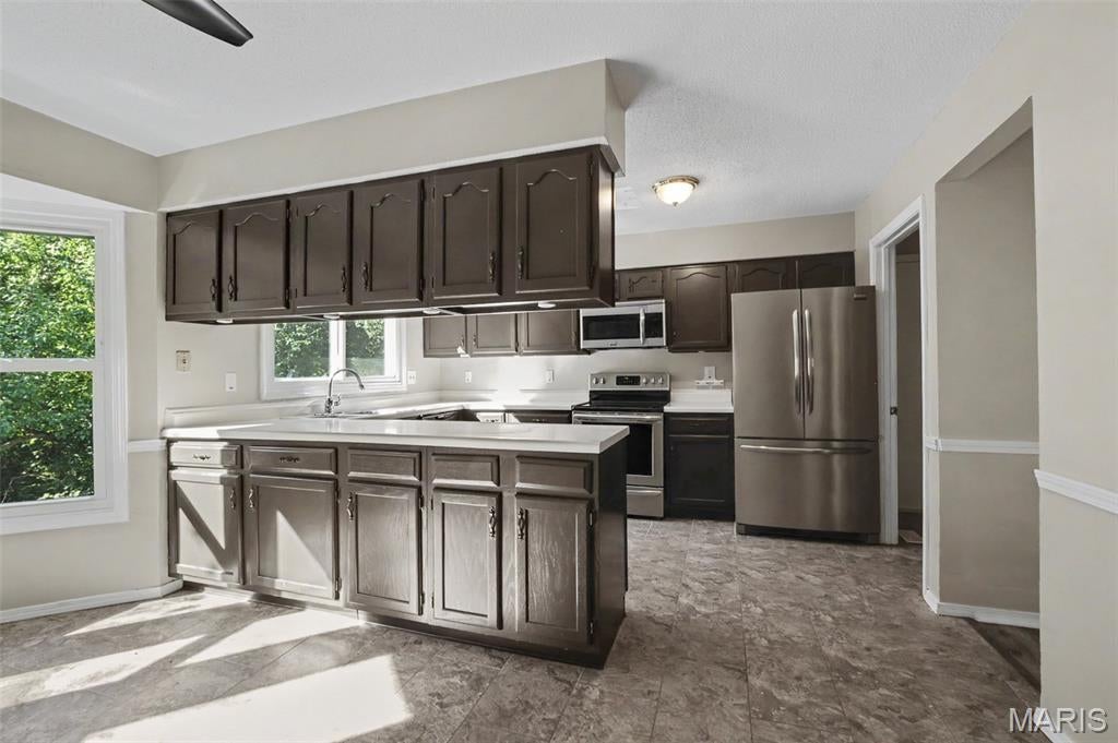 Pointe South 4 - Residential