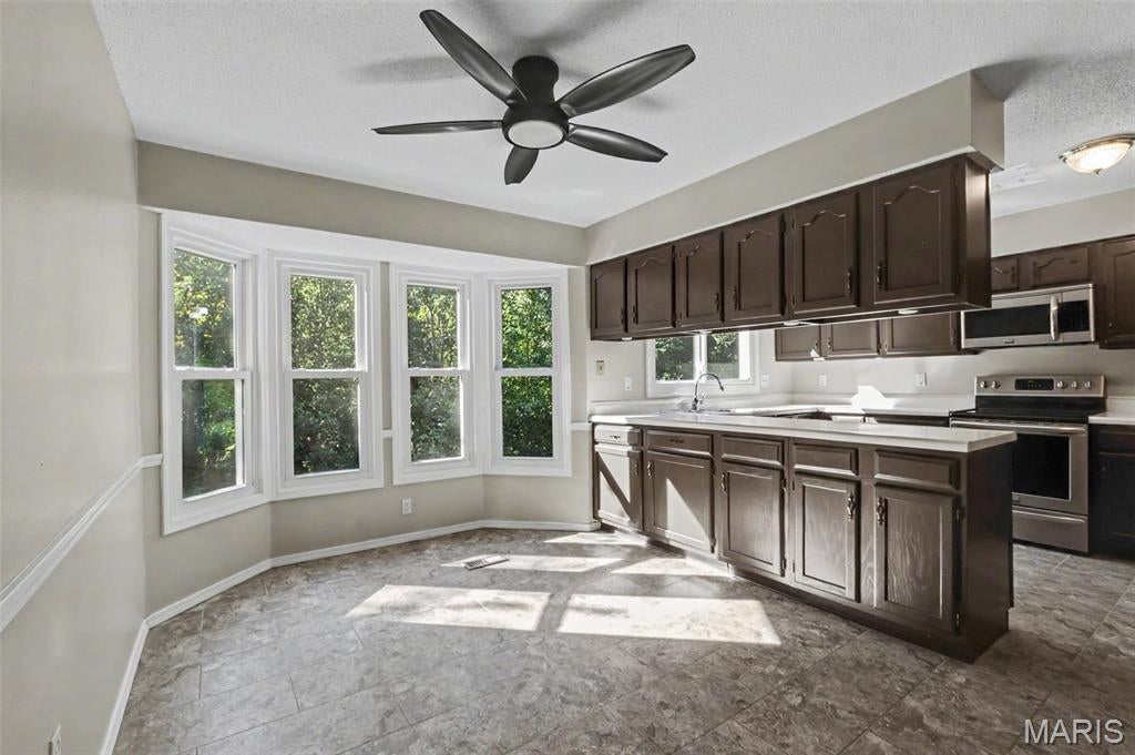 Pointe South 4 - Residential